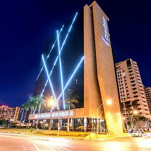 Hotel Cullinan Hplus Premium, Brasilia