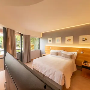 Golden Tulip Alvorada Отель